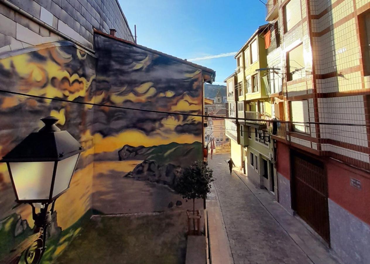 Andra Mari Apartamentu Turistikoak Bermeo Dış mekan fotoğraf