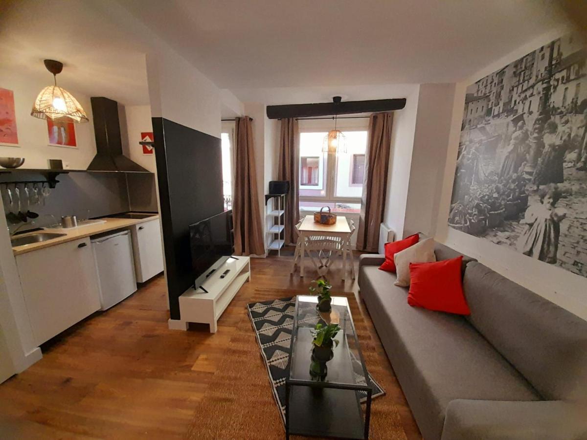Andra Mari Apartamentu Turistikoak Bermeo Dış mekan fotoğraf