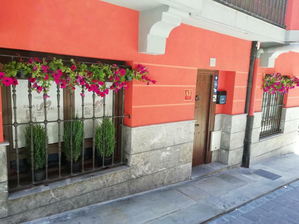 Andra Mari Apartamentu Turistikoak Bermeo Dış mekan fotoğraf