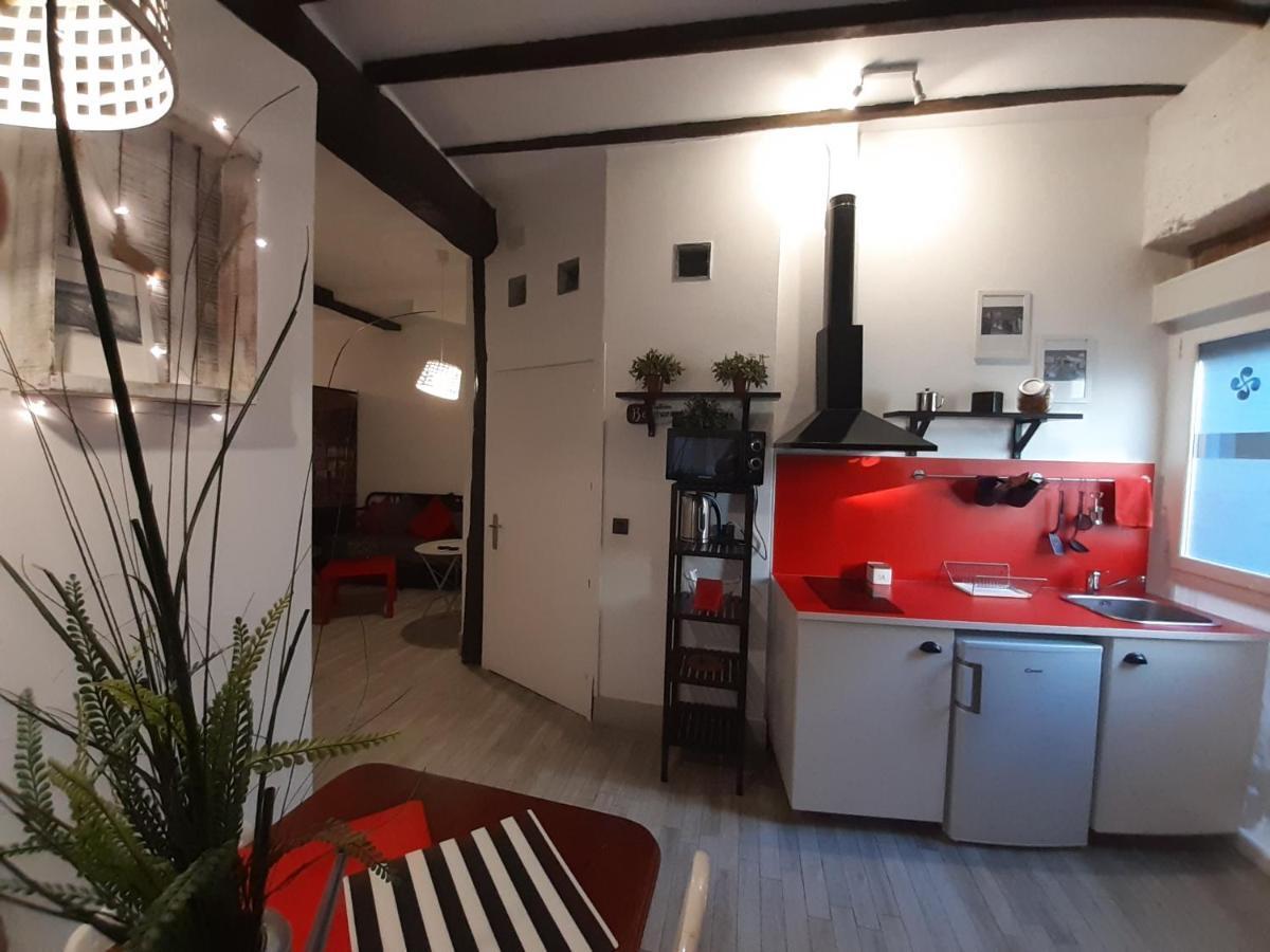 Andra Mari Apartamentu Turistikoak Bermeo Dış mekan fotoğraf